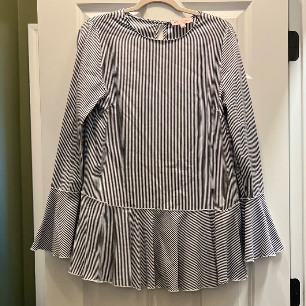 3/$19 Philosophy Blue pinstripe ruffle tunic blouse top - Picture 6 of 16